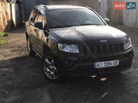 Джип Компас 2012 в Киеве на Automoto.ua Черный Джип Компас, объемом двигателя 2.14 л и пробегом 123 тыс. км за 10000 $, фото 1 на Automoto.ua