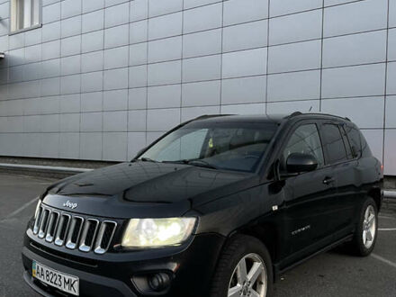 Джип Compass 2012 у Києві на Automoto.ua Чорний Джип Compass, об'ємом двигуна 2.36 л та пробігом 320 тис. км за 7700 $, фото 1 на Automoto.ua