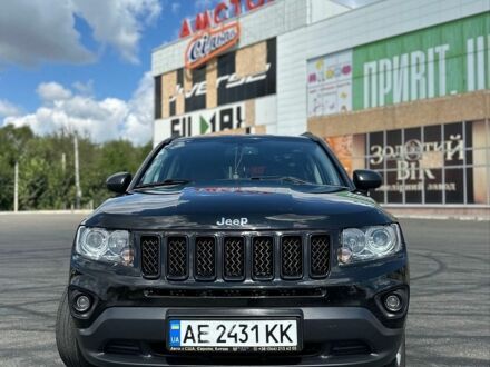 Чорний Джип Compass, об'ємом двигуна 2.14 л та пробігом 220 тис. км за 9500 $, фото 1 на Automoto.ua