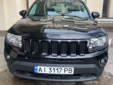Джип Компас 2014 в Киеве на Automoto.ua Черный Джип Компас, объемом двигателя 2.4 л и пробегом 180 тыс. км за 11200 $, фото 1 на Automoto.ua