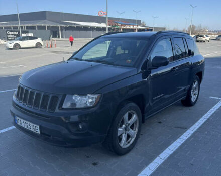 Черный Джип Компас, объемом двигателя 2.4 л и пробегом 195 тыс. км за 9800 $, фото 1 на Automoto.ua
