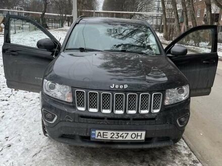 Джип Compass 2016 у Дніпро (Дніпропетровську) на Automoto.ua Чорний Джип Compass, об'ємом двигуна 2.4 л та пробігом 160 тис. км за 11000 $, фото 1 на Automoto.ua