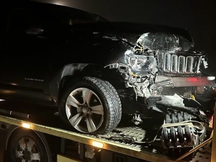 Черный Джип Компас, объемом двигателя 2.4 л и пробегом 145 тыс. км за 5500 $, фото 1 на Automoto.ua