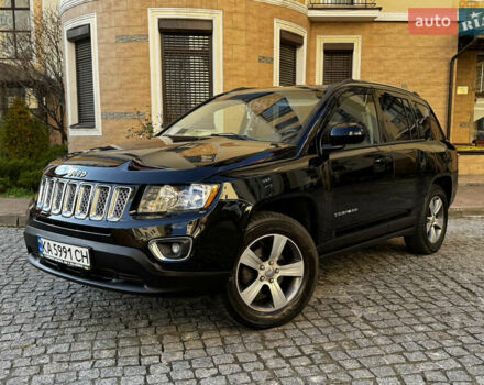 Черный Джип Компас, объемом двигателя 2 л и пробегом 129 тыс. км за 10900 $, фото 1 на Automoto.ua
