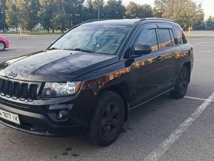 Черный Джип Компас, объемом двигателя 2.4 л и пробегом 200 тыс. км за 10007 $, фото 1 на Automoto.ua