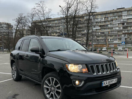 Чорний Джип Compass, об'ємом двигуна 2.4 л та пробігом 211 тис. км за 11500 $, фото 1 на Automoto.ua