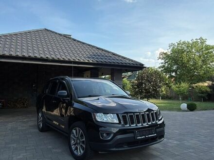 Чорний Джип Compass, об'ємом двигуна 2 л та пробігом 118 тис. км за 10499 $, фото 1 на Automoto.ua