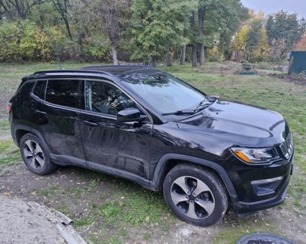 Чорний Джип Compass, об'ємом двигуна 0 л та пробігом 152 тис. км за 13800 $, фото 1 на Automoto.ua