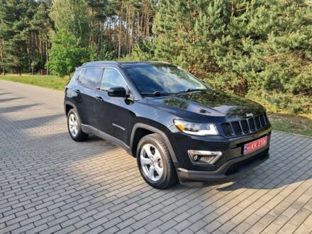 Черный Джип Компас, объемом двигателя 0 л и пробегом 103 тыс. км за 14777 $, фото 1 на Automoto.ua