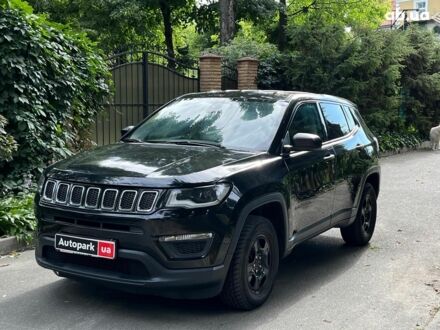 Джип Compass 2017 у Києві на Automoto.ua Чорний Джип Compass, об'ємом двигуна 2.4 л та пробігом 93 тис. км за 15290 $, фото 1 на Automoto.ua