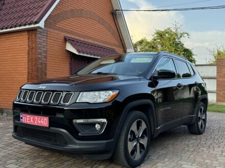 Джип Compass 2017 у Ромнах на Automoto.ua Чорний Джип Compass, об'ємом двигуна 2.4 л та пробігом 98 тис. км за 13999 $, фото 1 на Automoto.ua