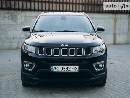 Джип Compass 2017 у Ужгороді на Automoto.ua Чорний Джип Compass, об'ємом двигуна 2.4 л та пробігом 138 тис. км за 16999 $, фото 1 на Automoto.ua