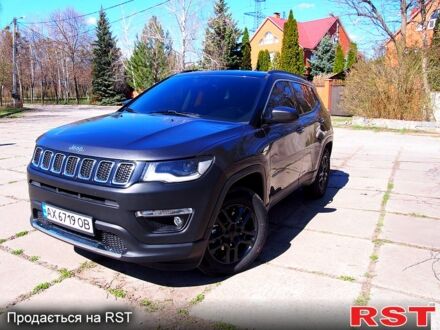 Черный Джип Компас, объемом двигателя 2.4 л и пробегом 158 тыс. км за 13800 $, фото 1 на Automoto.ua