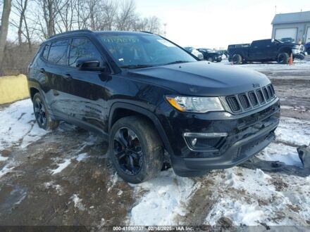 Джип Компас 2018 в Львове на Automoto.ua Черный Джип Компас, объемом двигателя 2.4 л и пробегом 78 тыс. км за 12800 $, фото 1 на Automoto.ua