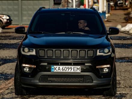 Черный Джип Компас, объемом двигателя 2.4 л и пробегом 160 тыс. км за 15000 $, фото 1 на Automoto.ua