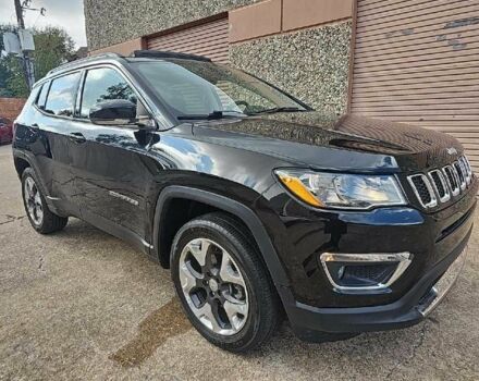 Черный Джип Компас, объемом двигателя 0 л и пробегом 72 тыс. км за 10800 $, фото 1 на Automoto.ua