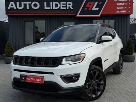 Черный Джип Компас, объемом двигателя 1.5 л и пробегом 100 тыс. км за 17800 $, фото 1 на Automoto.ua