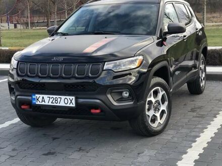 Джип Compass 2022 у Ирпене на Automoto.ua Чорний Джип Compass, об'ємом двигуна 2.36 л та пробігом 10 тис. км за 21900 $, фото 1 на Automoto.ua