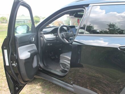 Чорний Джип Compass, об'ємом двигуна 2 л та пробігом 4 тис. км за 24027 $, фото 1 на Automoto.ua