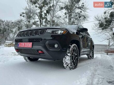 Джип Compass 2024 у Полтаві на Automoto.ua Чорний Джип Compass, об'ємом двигуна 2 л та пробігом 17 тис. км за 28200 $, фото 1 на Automoto.ua