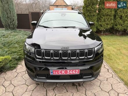 Черный Джип Компас, объемом двигателя 2 л и пробегом 30 тыс. км за 18900 $, фото 1 на Automoto.ua