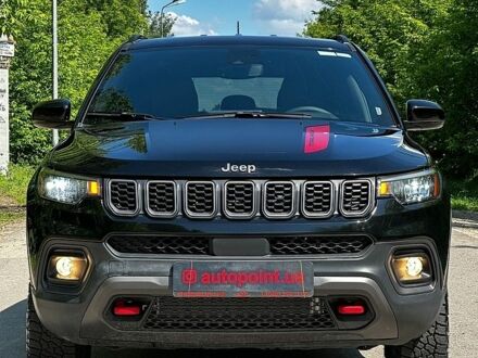Чорний Джип Compass, об'ємом двигуна 2 л та пробігом 10 тис. км за 24700 $, фото 1 на Automoto.ua