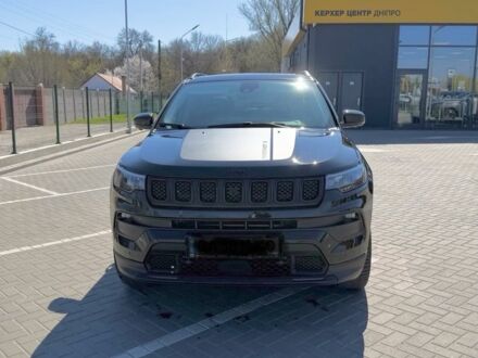 Черный Джип Компас, объемом двигателя 1.5 л и пробегом 20 тыс. км за 31000 $, фото 1 на Automoto.ua