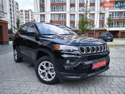 Чорний Джип Compass, об'ємом двигуна 2 л та пробігом 47 тис. км за 18600 $, фото 1 на Automoto.ua