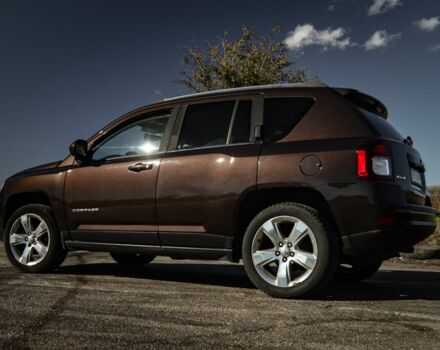 Коричневый Джип Компас, объемом двигателя 2.4 л и пробегом 163 тыс. км за 10300 $, фото 1 на Automoto.ua