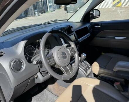 Джип Compass 2014 у Києві на Automoto.ua Коричневий Джип Compass, об'ємом двигуна 2.36 л та пробігом 188 тис. км за 11500 $, фото 2 на Automoto.ua