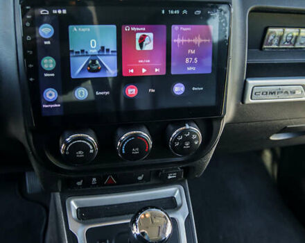 Коричневый Джип Компас, объемом двигателя 2.36 л и пробегом 163 тыс. км за 10300 $, фото 4 на Automoto.ua