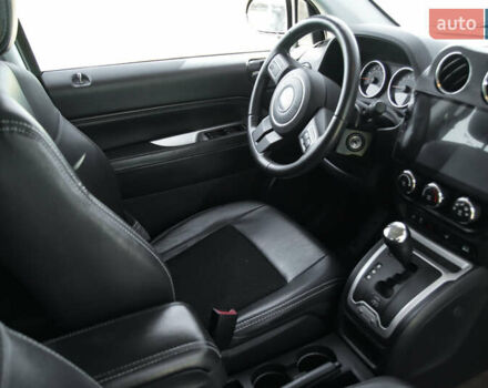 Коричневый Джип Компас, объемом двигателя 2.36 л и пробегом 163 тыс. км за 10300 $, фото 6 на Automoto.ua