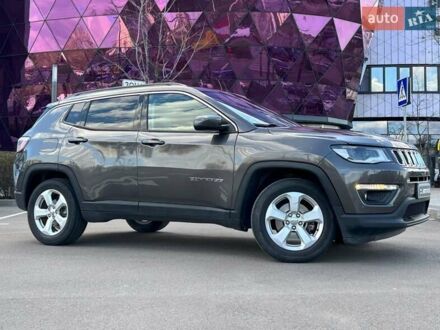 Джип Compass 2017 у Києві на Automoto.ua Коричневий Джип Compass, об'ємом двигуна 2.36 л та пробігом 142 тис. км за 12990 $, фото 1 на Automoto.ua
