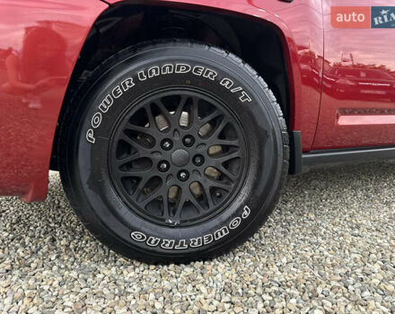 Червоний Джип Compass, об'ємом двигуна 2 л та пробігом 214 тис. км за 7950 $, фото 17 на Automoto.ua