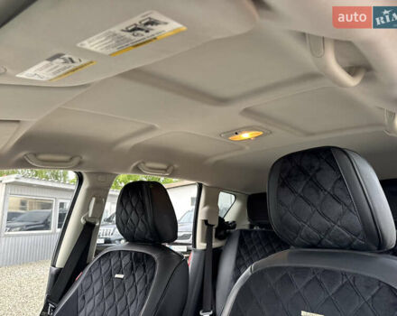 Червоний Джип Compass, об'ємом двигуна 2 л та пробігом 214 тис. км за 7950 $, фото 32 на Automoto.ua