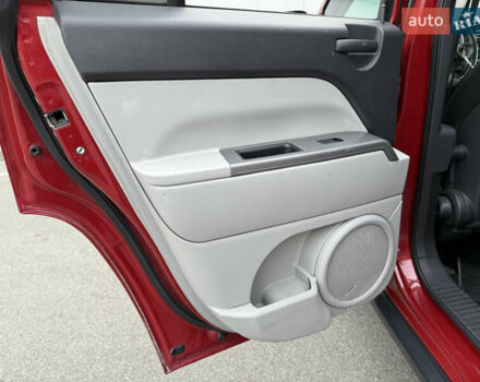 Красный Джип Компас, объемом двигателя 2.4 л и пробегом 260 тыс. км за 6999 $, фото 30 на Automoto.ua