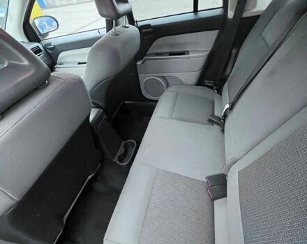 Красный Джип Компас, объемом двигателя 2 л и пробегом 282 тыс. км за 3999 $, фото 7 на Automoto.ua