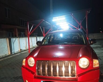 Червоний Джип Compass, об'ємом двигуна 2 л та пробігом 282 тис. км за 4350 $, фото 1 на Automoto.ua