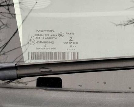 Червоний Джип Compass, об'ємом двигуна 2.36 л та пробігом 277 тис. км за 9800 $, фото 10 на Automoto.ua