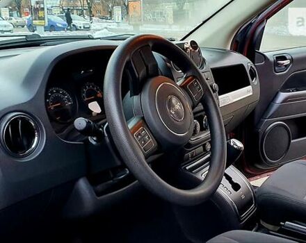 Червоний Джип Compass, об'ємом двигуна 2.4 л та пробігом 185 тис. км за 9200 $, фото 17 на Automoto.ua