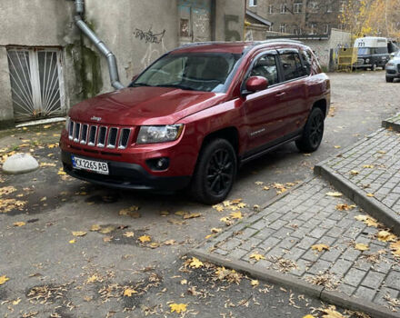 Джип Compass 2013 у Харкові на Automoto.ua Червоний Джип Compass, об'ємом двигуна 2.36 л та пробігом 209 тис. км за 8150 $, фото 1 на Automoto.ua