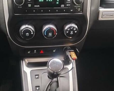 Червоний Джип Compass, об'ємом двигуна 2.36 л та пробігом 277 тис. км за 9800 $, фото 14 на Automoto.ua