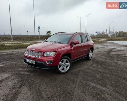 Красный Джип Компас, объемом двигателя 2 л и пробегом 200 тыс. км за 9499 $, фото 2 на Automoto.ua