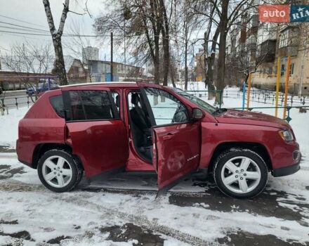 Красный Джип Компас, объемом двигателя 2 л и пробегом 75 тыс. км за 11200 $, фото 6 на Automoto.ua