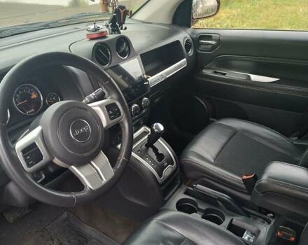 Красный Джип Компас, объемом двигателя 2.36 л и пробегом 140 тыс. км за 8900 $, фото 12 на Automoto.ua