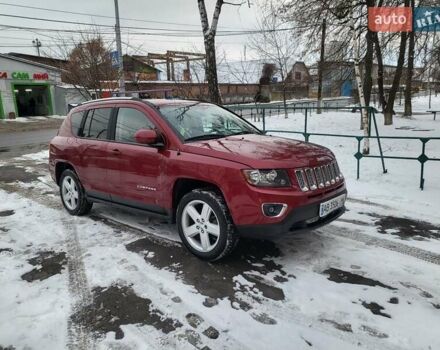 Красный Джип Компас, объемом двигателя 2 л и пробегом 75 тыс. км за 11200 $, фото 2 на Automoto.ua