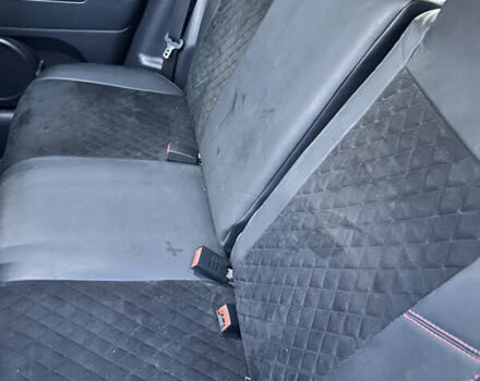 Червоний Джип Compass, об'ємом двигуна 2.4 л та пробігом 160 тис. км за 10500 $, фото 9 на Automoto.ua