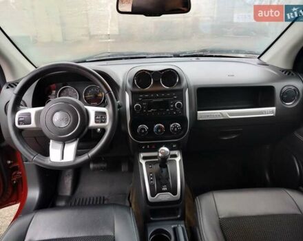 Червоний Джип Compass, об'ємом двигуна 2.4 л та пробігом 172 тис. км за 9450 $, фото 48 на Automoto.ua