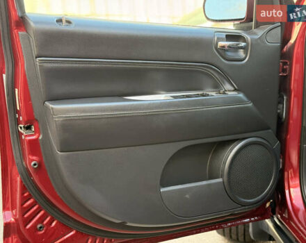 Червоний Джип Compass, об'ємом двигуна 2.36 л та пробігом 140 тис. км за 11400 $, фото 20 на Automoto.ua