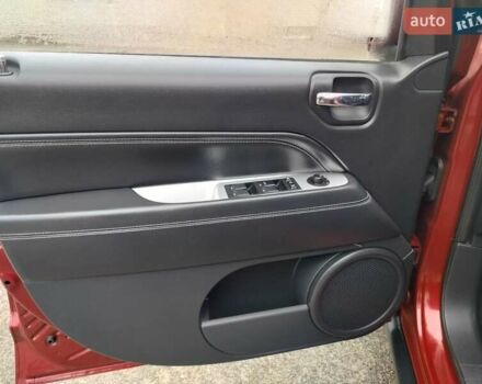 Червоний Джип Compass, об'ємом двигуна 2.4 л та пробігом 172 тис. км за 9450 $, фото 19 на Automoto.ua